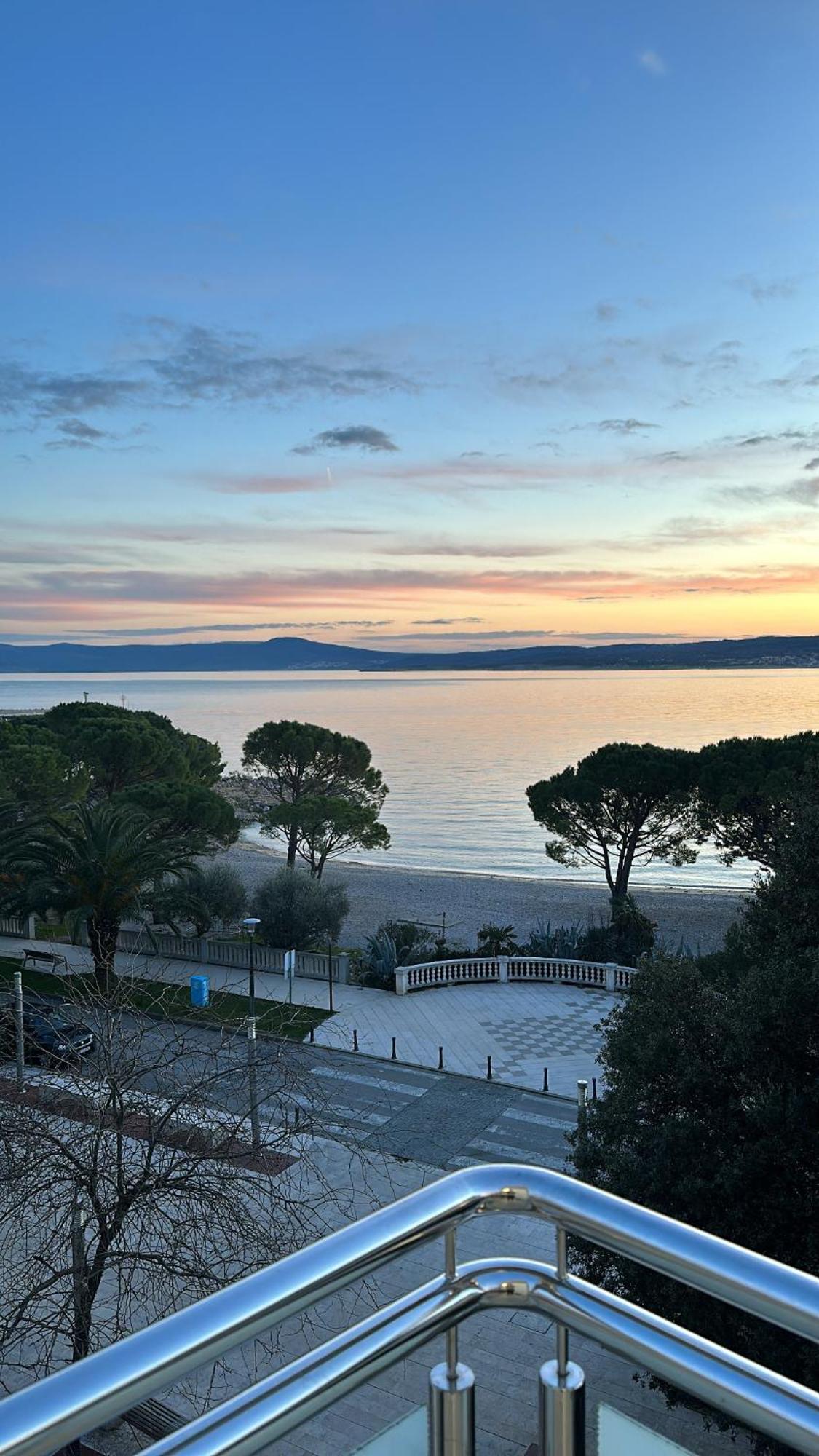 Apartmani Simi - The Wave Crikvenica Εξωτερικό φωτογραφία