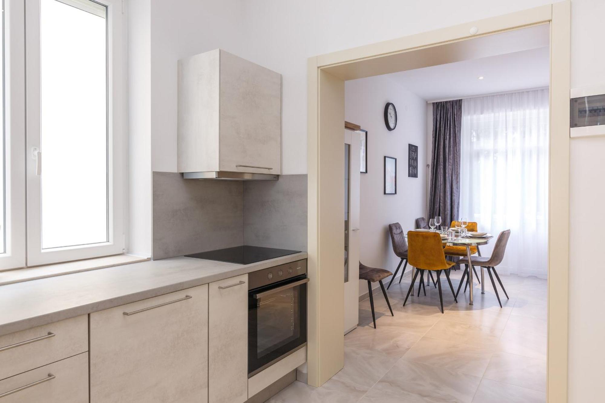 Apartmani Simi - The Wave Crikvenica Εξωτερικό φωτογραφία